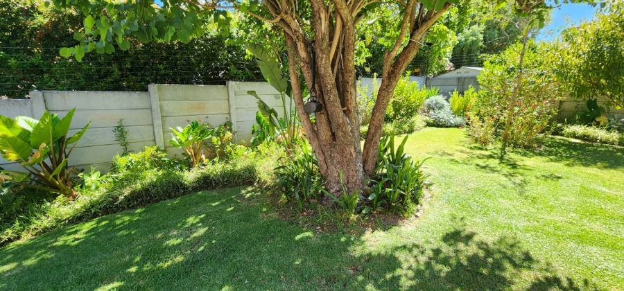 3 Bedroom Property for Sale in Olive Grove Western Cape